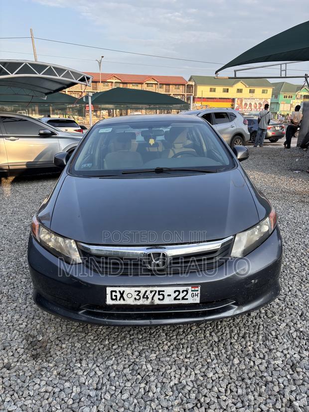 Honda Civic 1.4 3 Door Automatic 2012 Gray