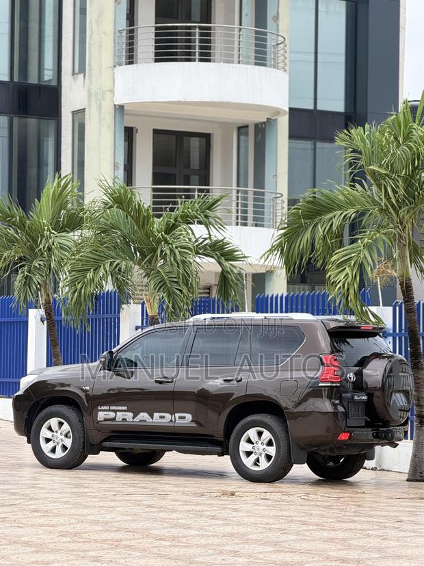 Toyota Land Cruiser Prado 4.0 Petrol TX-L 2019 Brown
