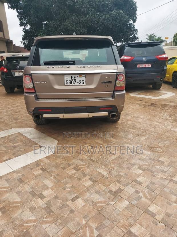 Land Rover Range Rover Sport 2010 Gold