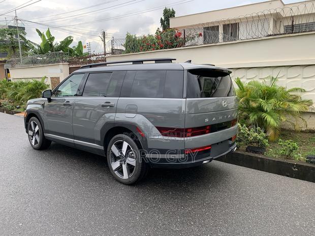 Hyundai Santa Fe 2025 Silver