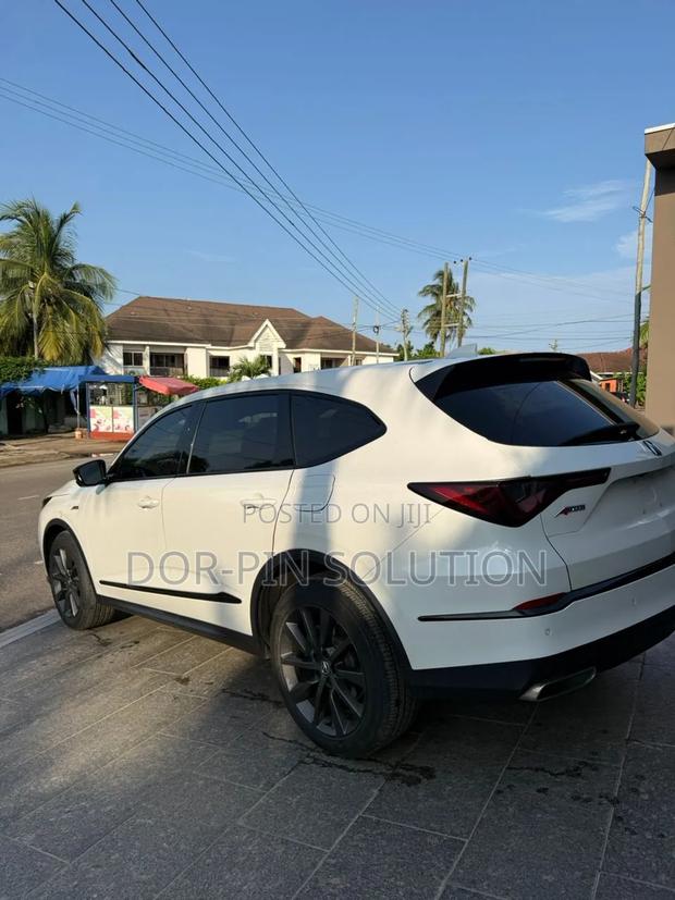 Acura MDX FWD w/Technology Package 2025 White