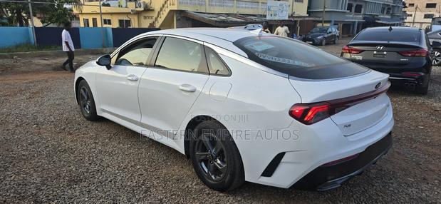 Kia K5 LXS 2022 White