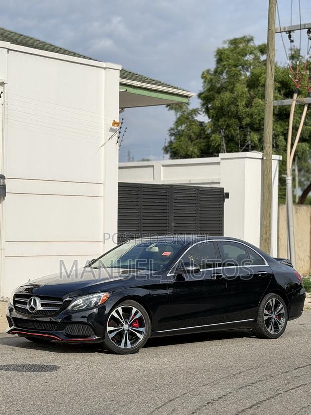 Mercedes-Benz C300 Luxury 4matic Sedan AWD (2.0L 4cyl 7A) 2017 Black
