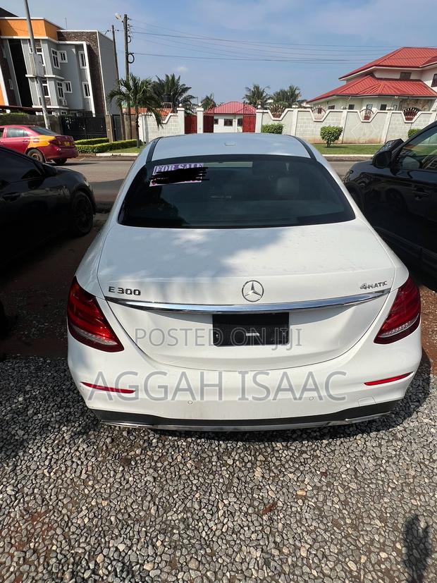 Mercedes-Benz E300 4Matic AWD Sedan (2.0L 4cyl 9A) 2017 White