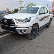 Toyota Hilux 2021 White for sale