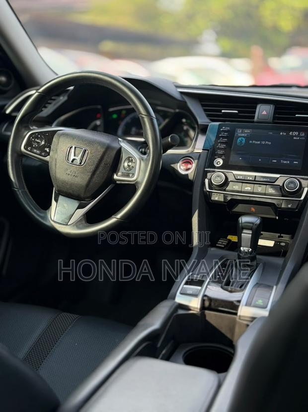 Honda Civic Touring 2021 Gray