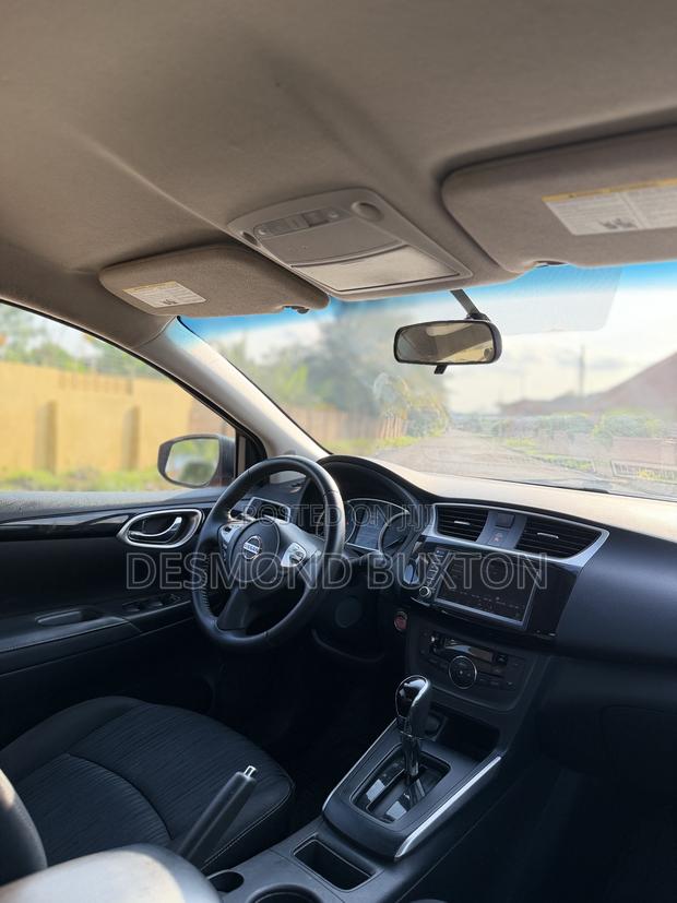 Nissan Sentra SV 2019 Red