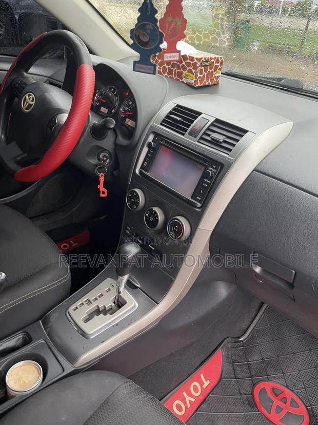 Toyota Corolla 2013 Black