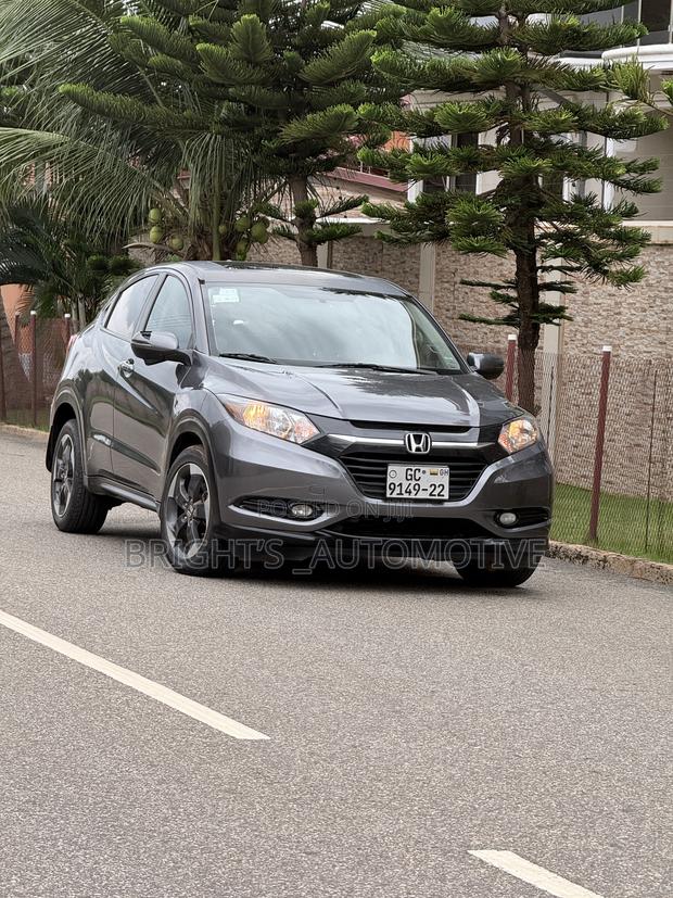 Honda HR-V EX AWD 2018 Gray