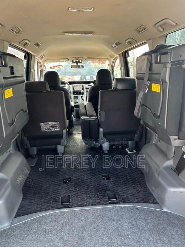 Toyota Voxy 2009 Black