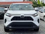 Toyota RAV4 LE 2021 White for sale