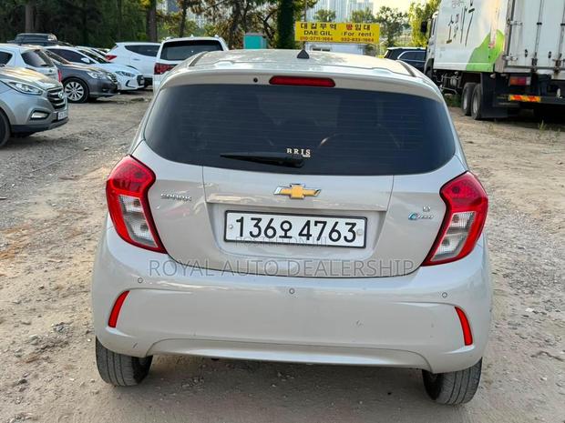 Chevrolet Spark 2016 Green