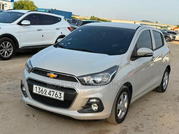 Chevrolet Spark 2016 Green