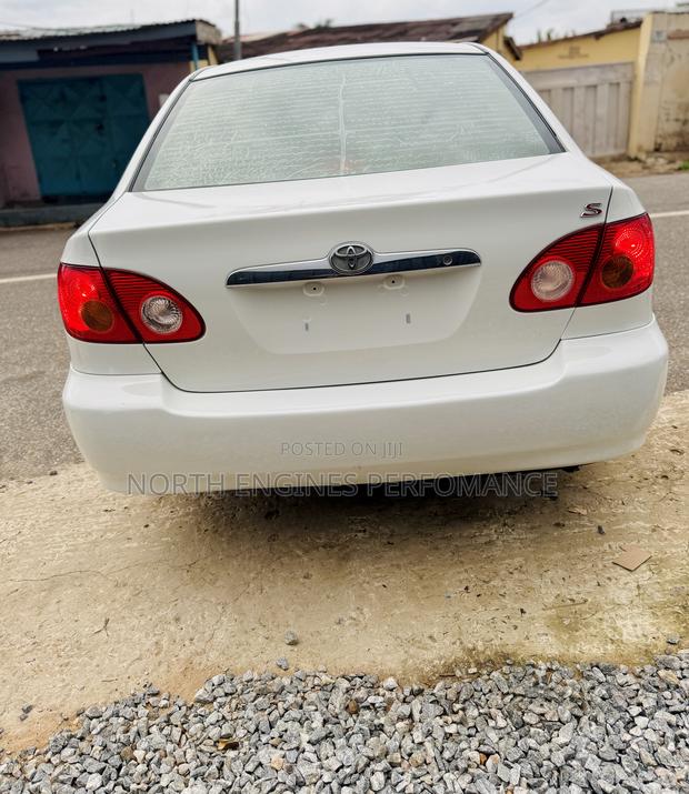 Toyota Corolla 2008 White