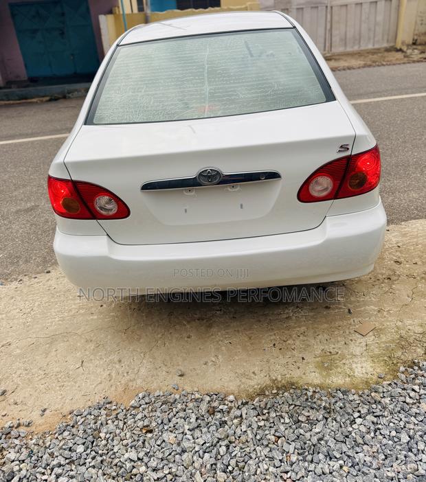Toyota Corolla 2008 White