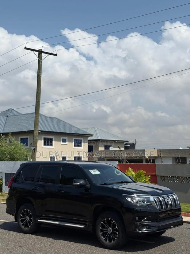 Toyota Land Cruiser Prado 2.7 2020 Black
