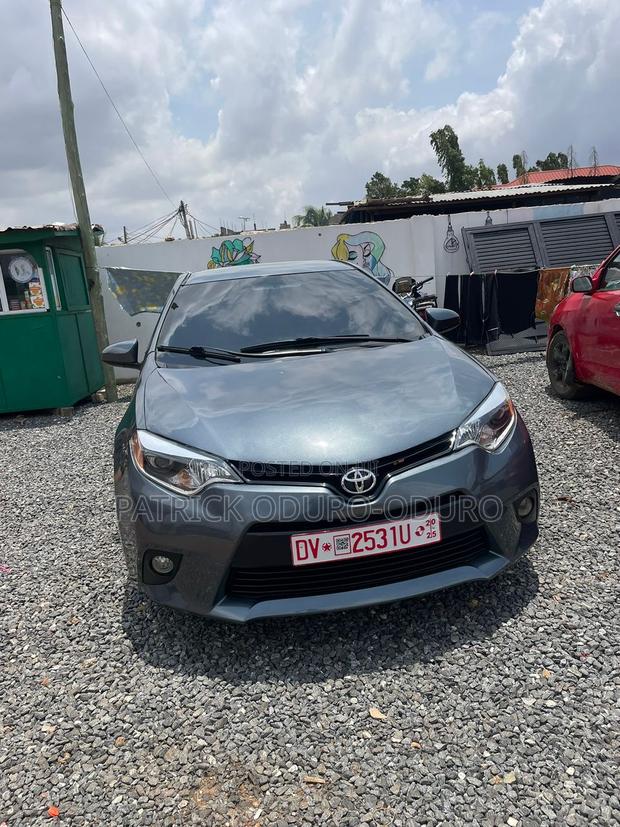 Toyota Corolla LE 4dr Sedan (1.8L 4cyl CVT) 2016 Gray