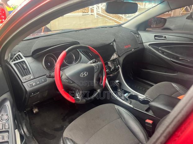 Hyundai Sonata Limited Sedan FWD (2.4L 4cyl 6A) 2013 Red