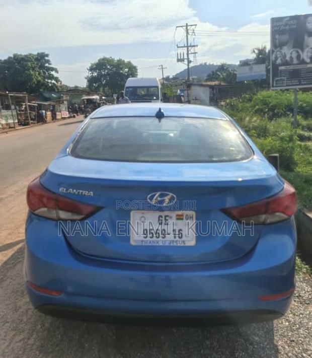 Hyundai Elantra 2016 Blue