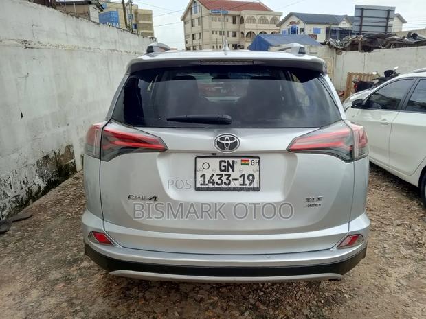 Toyota RAV4 2017 Silver