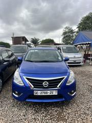 Nissan Versa 2017 Blue for sale