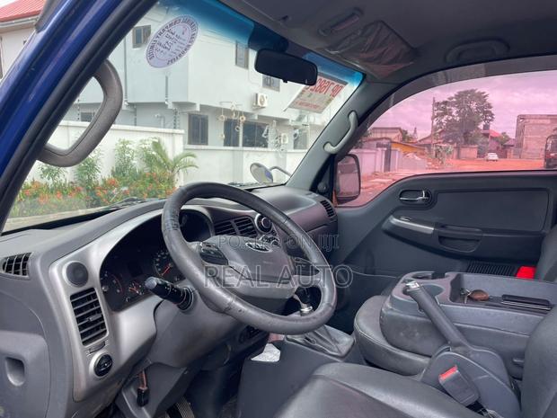 Kia Bongo 2018 Blue