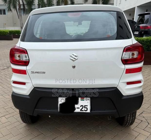 Suzuki S-Presso 2025 White