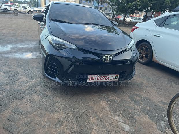 Toyota Corolla 2017 Black