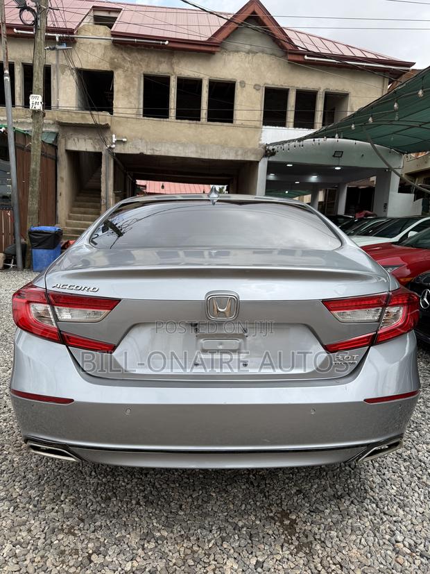 Honda Accord 2019 Silver