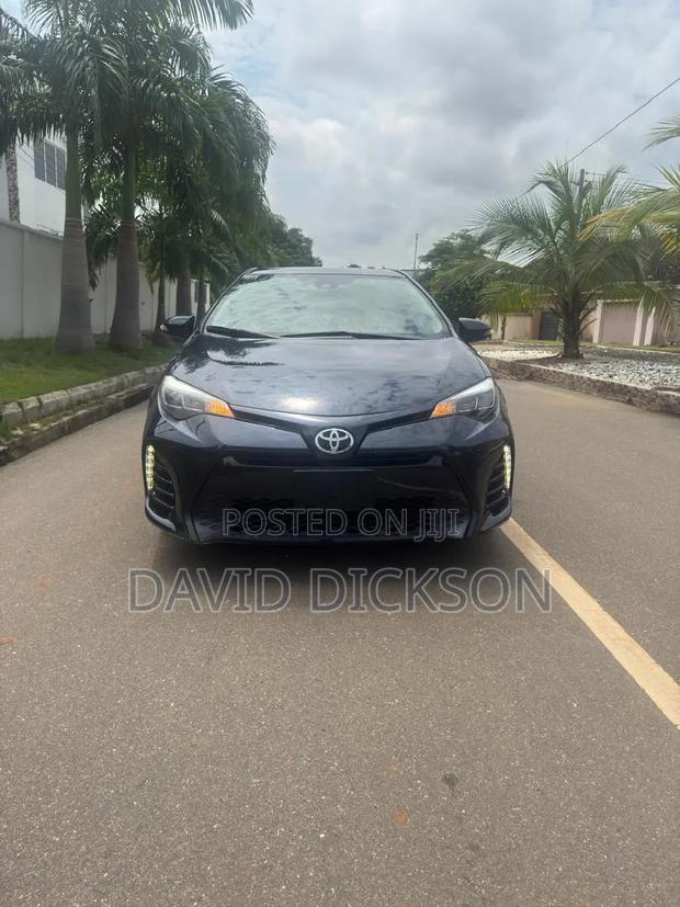 Toyota Corolla 2017 Blue