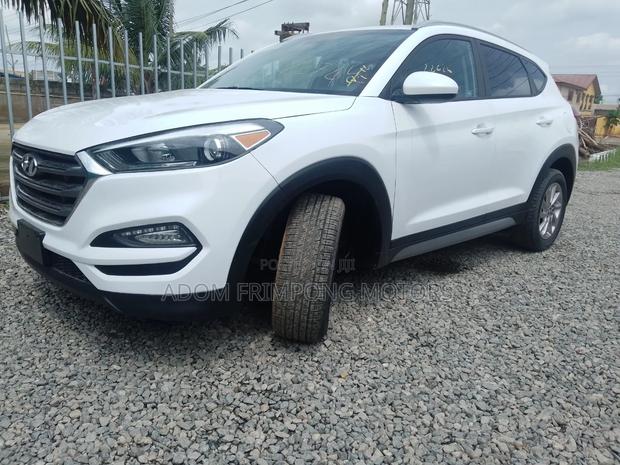 Hyundai Tucson 2017 White