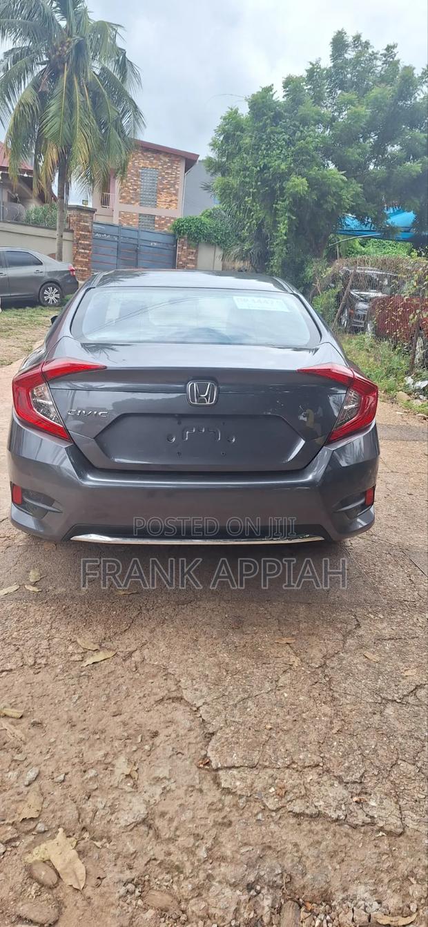 Honda Civic 2020 Gray