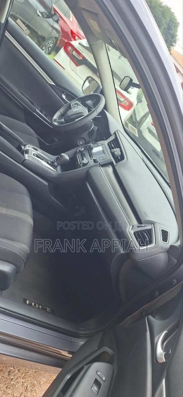 Honda Civic 2020 Gray