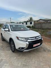 Mitsubishi Outlander Sport SE 2.4 2017 White for sale