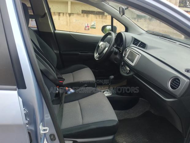 Toyota Vitz 2012 Blue