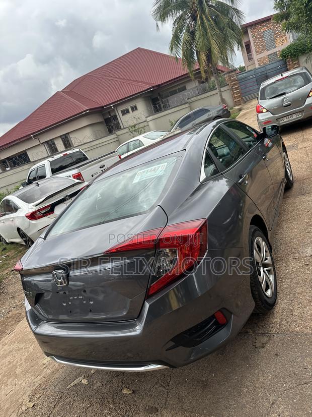 Honda Civic EX Sedan 2020 Gray