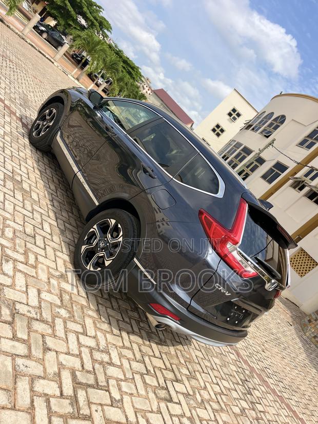Honda CR-V Touring AWD 2018 Gray