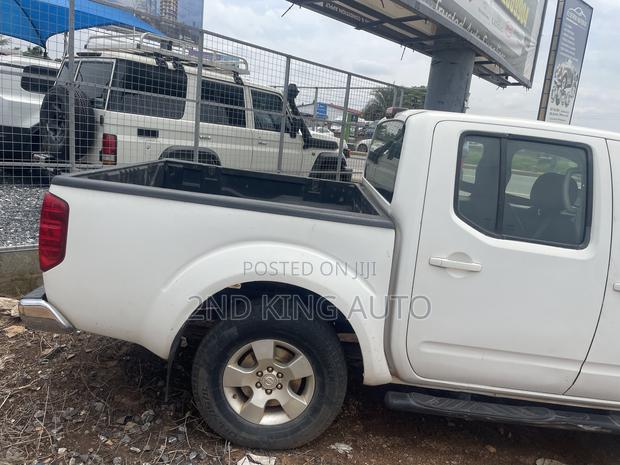 Nissan Navara 2014 White