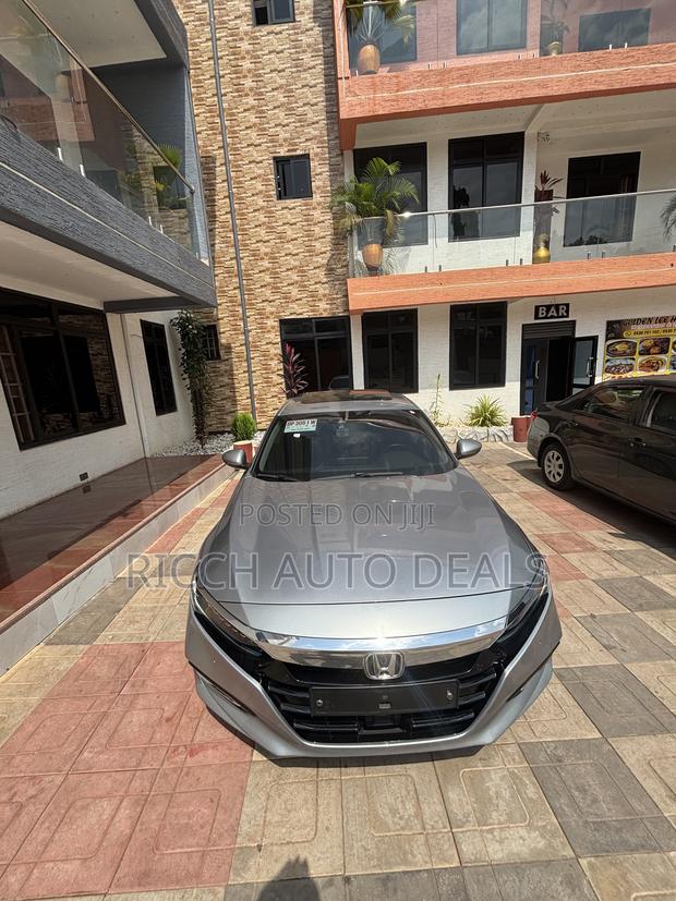 Honda Accord Touring 2018 Silver