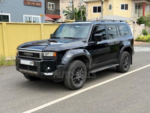Toyota Land Cruiser Prado 2.8 2025 Black
