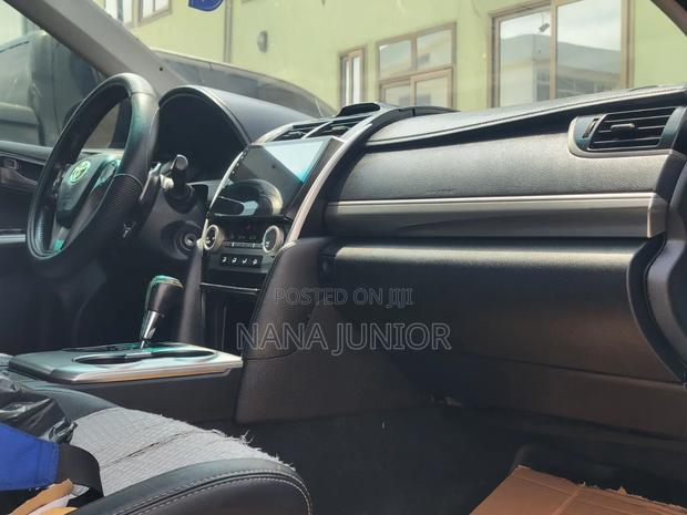 Toyota Camry 2014 Silver