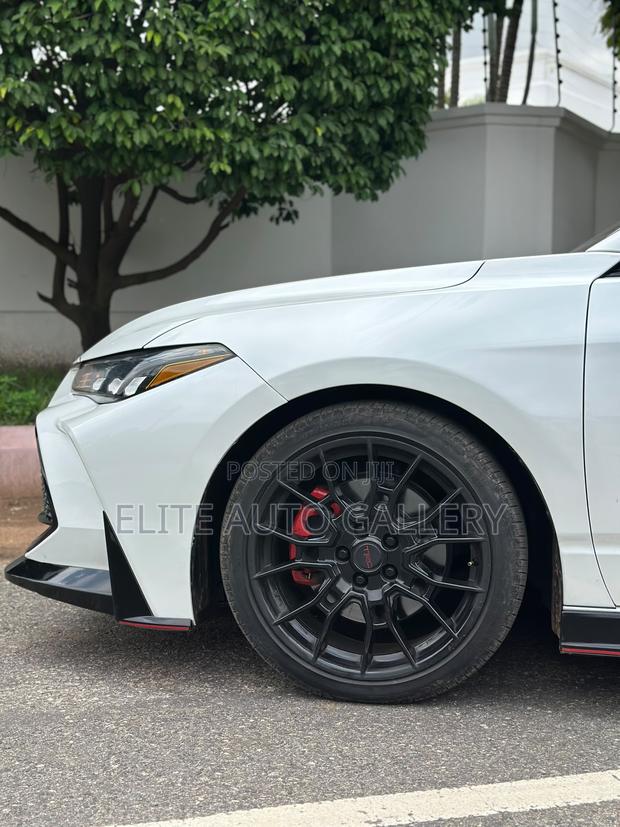 Toyota Avalon TRD 2020 White