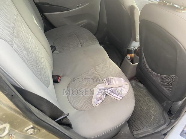 Hyundai Accent 2011 Gray