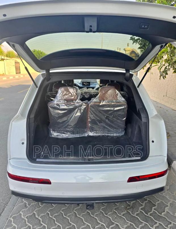 Audi Q7 2019 White