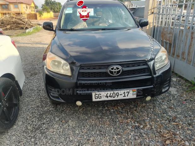 Toyota RAV4 2011 Black