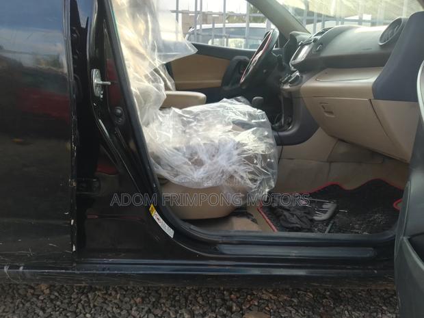 Toyota RAV4 2011 Black