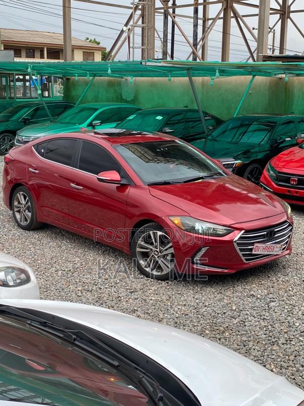 Hyundai Elantra 2017 Red