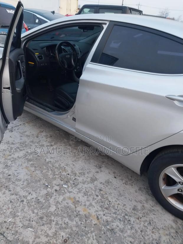 Hyundai Avante 2014 Silver