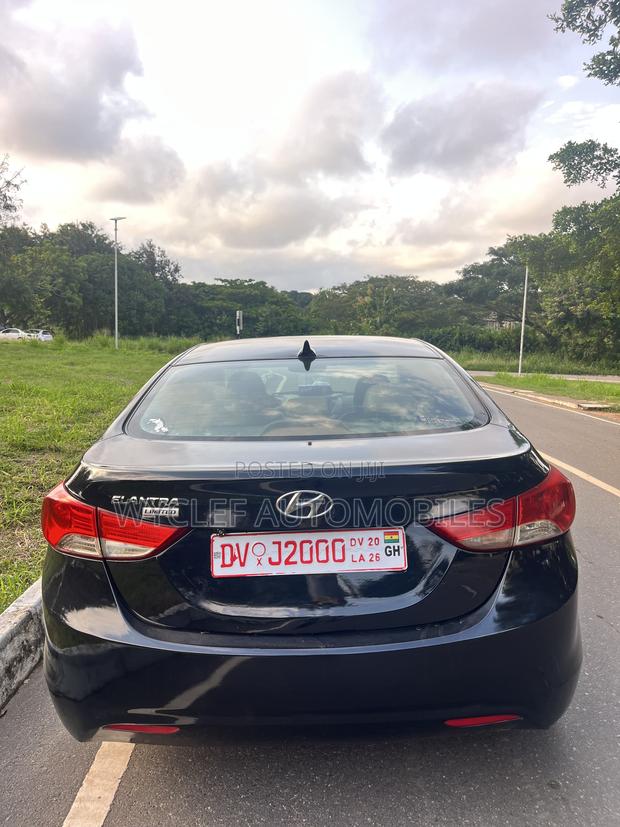 Hyundai Elantra GLS Sedan FWD (1.8L 4cyl 6A) 2013 Black