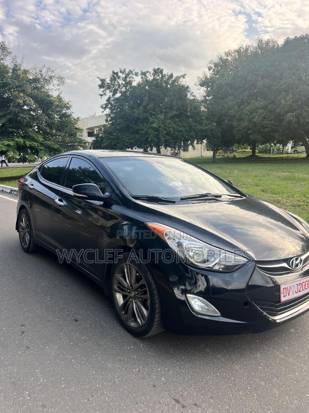 Hyundai Elantra GLS Sedan FWD (1.8L 4cyl 6A) 2013 Black